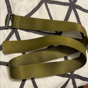 Green Riggers Belt 48in long